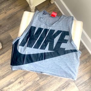 Nike workout top
